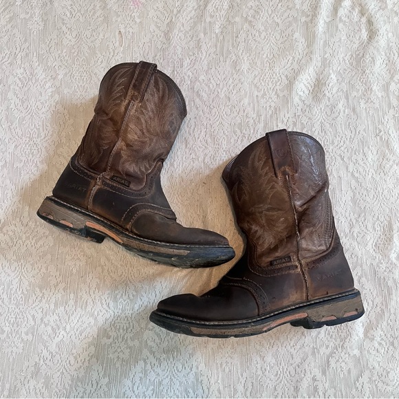 Men’s Ariat Workhog waterproof leather work boots - Picture 2 of 12